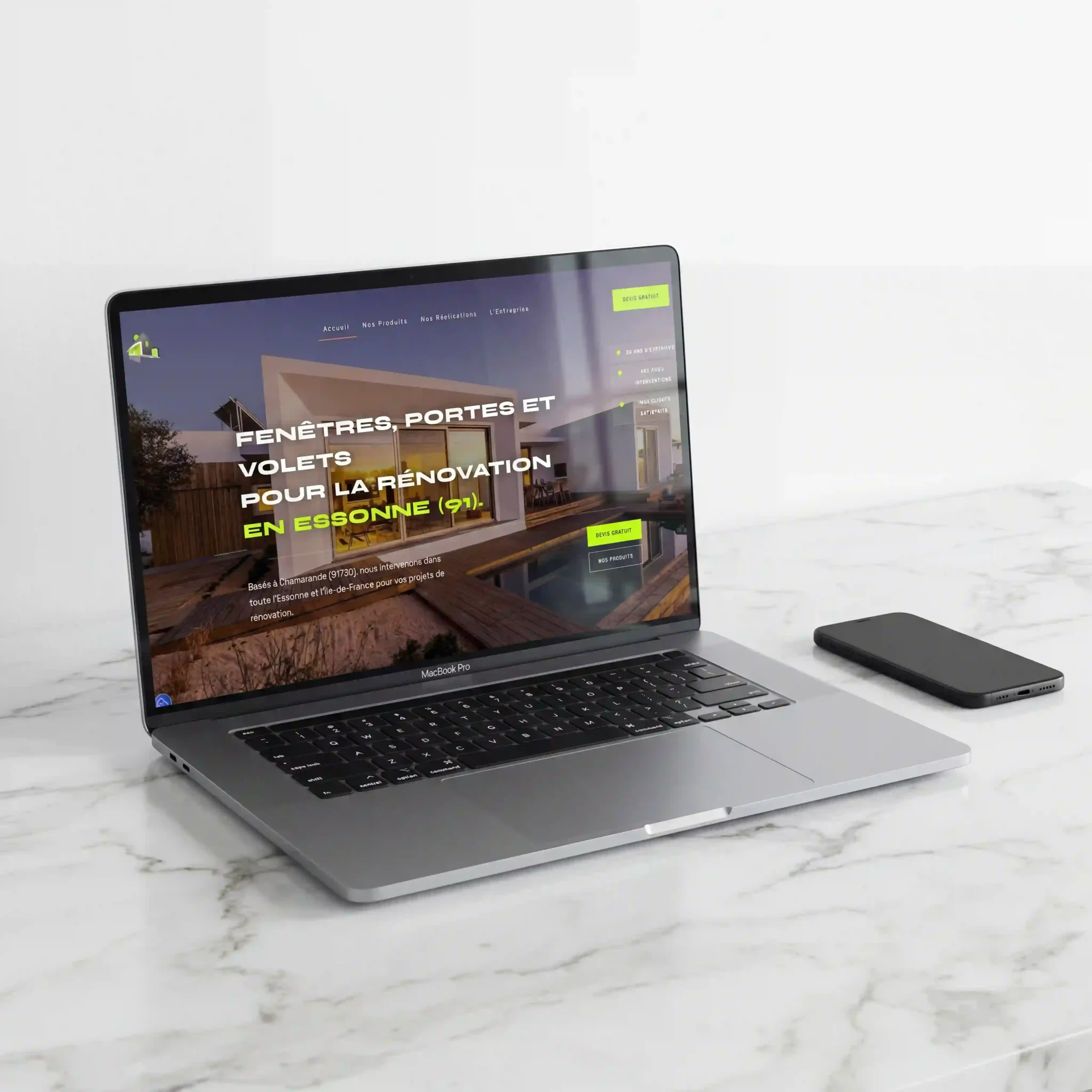Le site EasySun, fenêtres et volets en Essonne, affiché sur un ordinateur portable