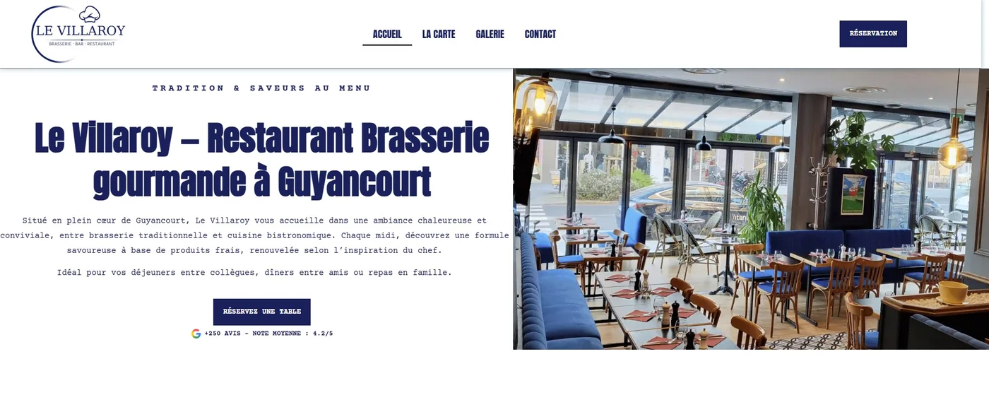 Nouvelle page d'accueil du Villaroy, salle lumineuse en photo et bouton de réservation